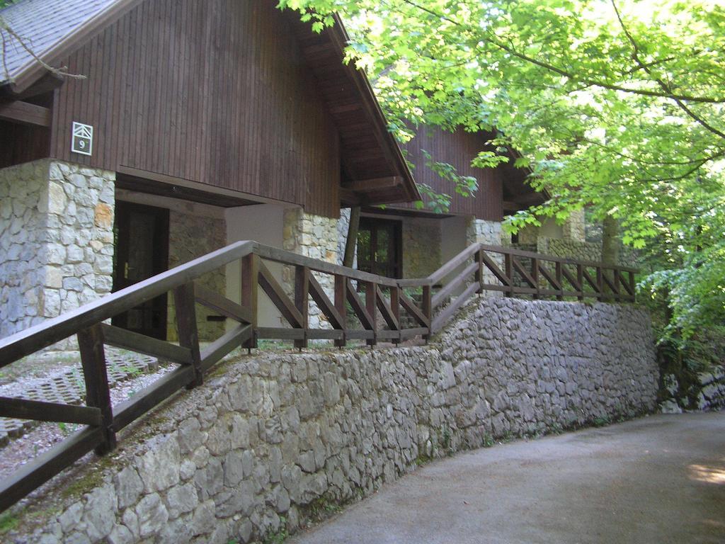 Camping Pivka Jama Postojna Exterior foto